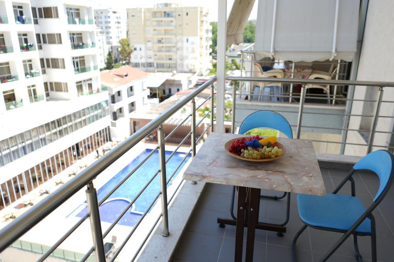 Merry'S Apartment Durrës Buitenkant foto